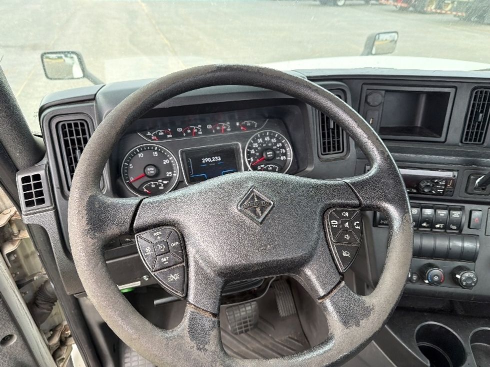 Day Cab Tractor-Heavy Duty Tractors-International-2019-LT625-Pensacola-FL-393,197\n\t\tmiles-$ 24,750 - Image 11