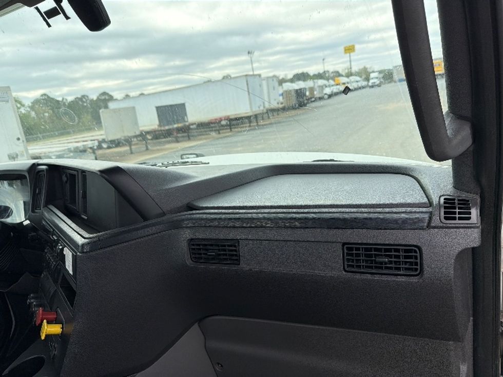 Day Cab Tractor-Heavy Duty Tractors-International-2019-LT625-Pensacola-FL-393,197\n\t\tmiles-$ 24,750 - Image 13