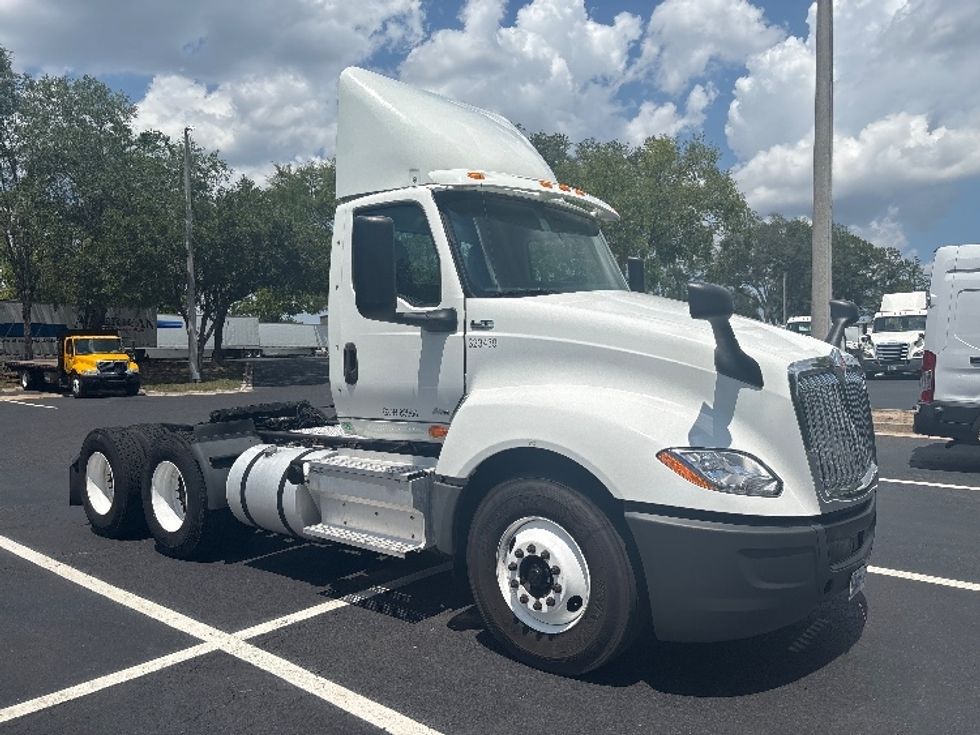Day Cab Tractor-Heavy Duty Tractors-International-2019-LT625-Pensacola-FL-453,924\n\t\tmiles-$ 22,250 - Image 1
