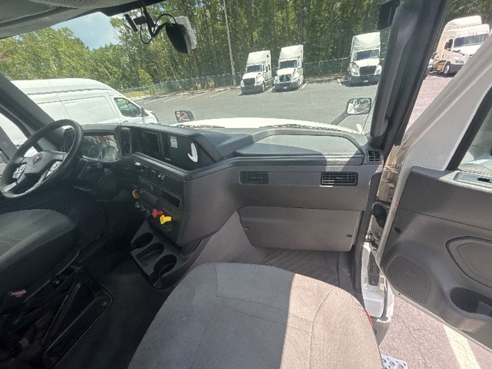 Day Cab Tractor-Heavy Duty Tractors-International-2019-LT625-Pensacola-FL-453,924\n\t\tmiles-$ 22,250 - Image 13