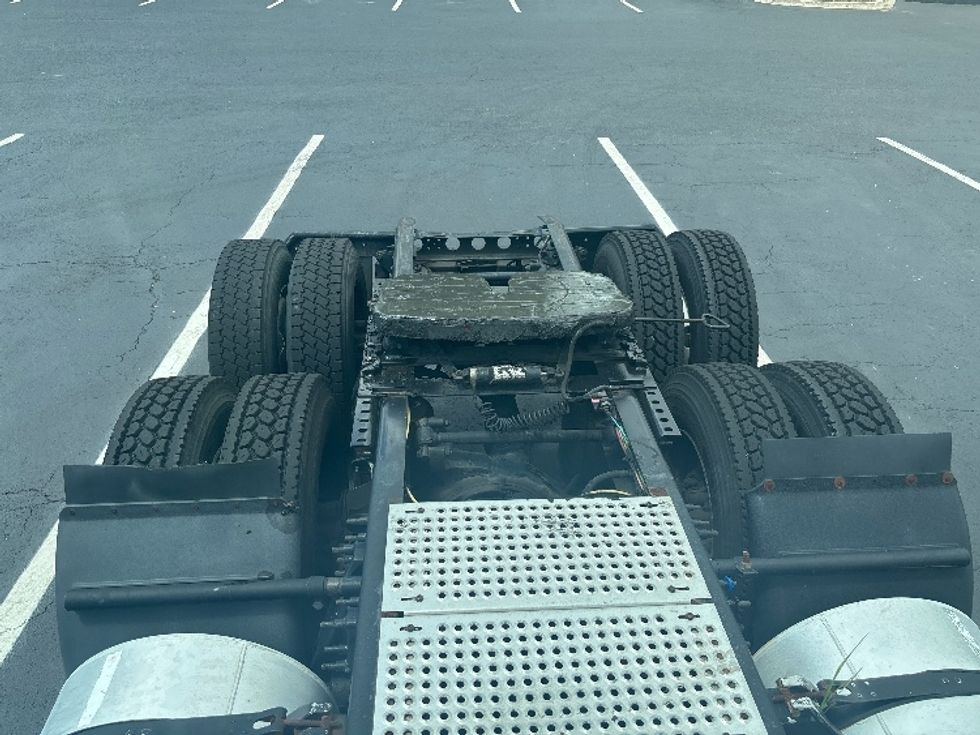 Day Cab Tractor-Heavy Duty Tractors-International-2019-LT625-Pensacola-FL-453,924\n\t\tmiles-$ 22,250 - Image 24