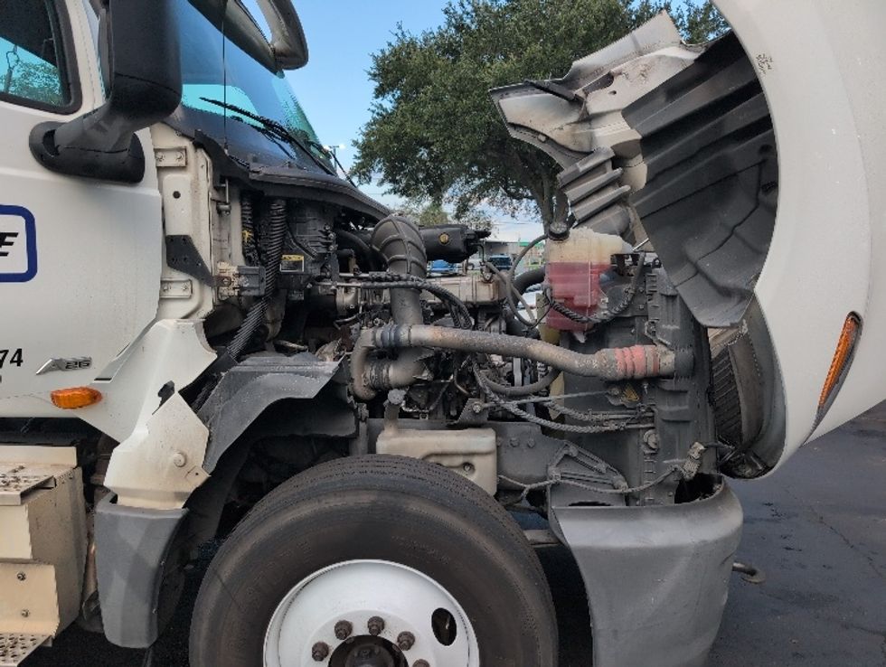 Day Cab Tractor-Heavy Duty Tractors-International-2019-LT625-Pensacola-FL-530,000\n\t\tmiles-$ 19,000 - Image 15
