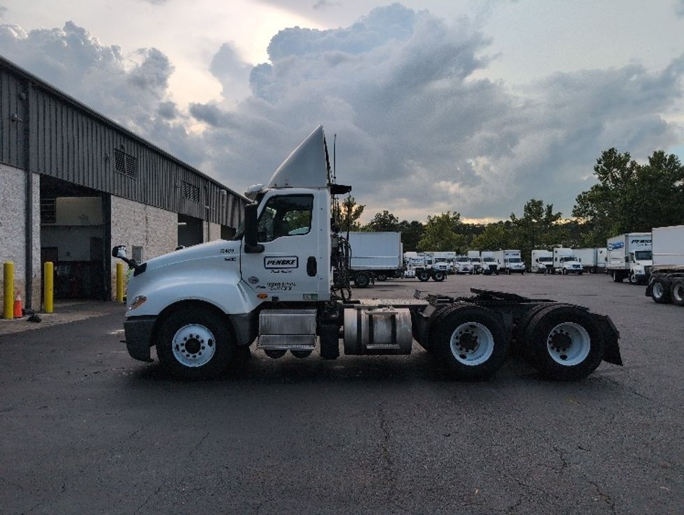 Day Cab Tractor-Heavy Duty Tractors-International-2019-LT625-Pensacola-FL-530,000\n\t\tmiles-$ 19,000 - Image 4