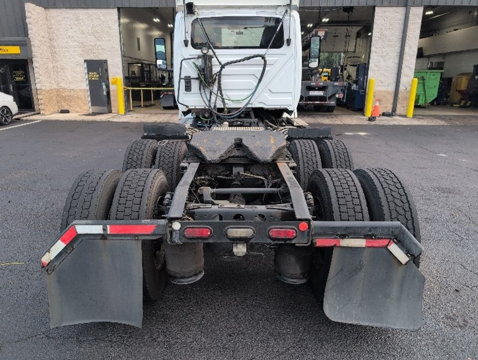 Day Cab Tractor-Heavy Duty Tractors-International-2019-LT625-Pensacola-FL-530,000\n\t\tmiles-$ 19,000 - Image 6