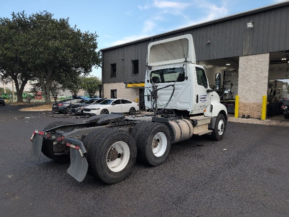 Day Cab Tractor-Heavy Duty Tractors-International-2019-LT625-Pensacola-FL-530,000\n\t\tmiles-$ 19,000 - Image 7