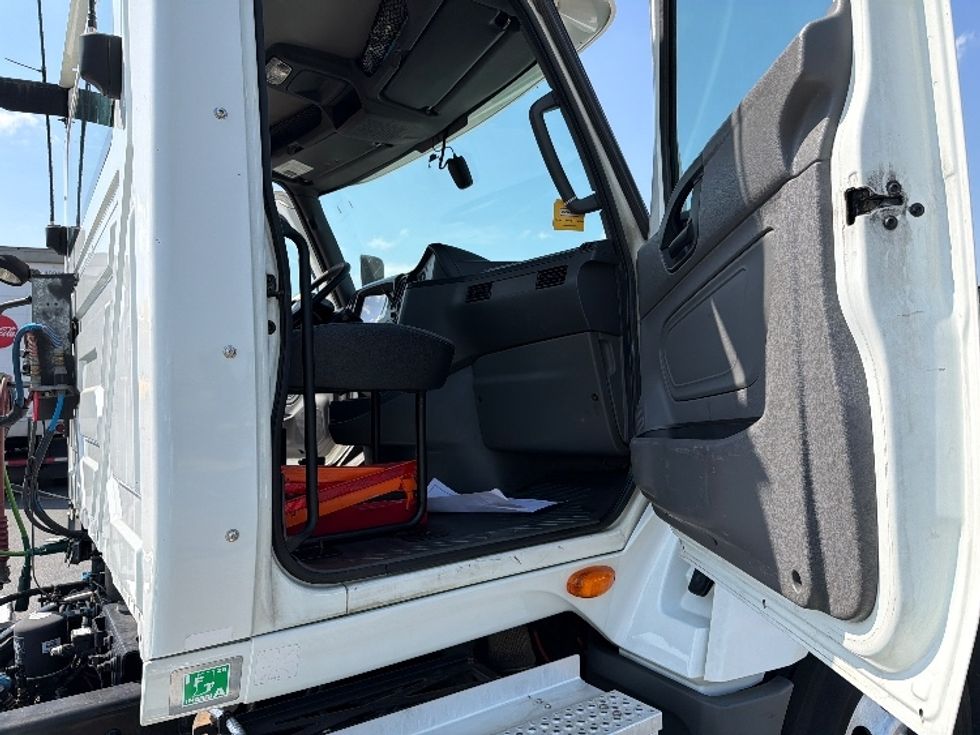 Day Cab Tractor-Heavy Duty Tractors-International-2019-LT625-Pensacola-FL-617,061\n\t\tmiles-$ 20,000 - Image 12