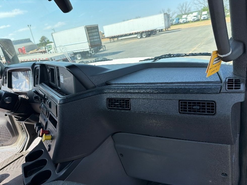 Day Cab Tractor-Heavy Duty Tractors-International-2019-LT625-Pensacola-FL-617,061\n\t\tmiles-$ 20,000 - Image 13