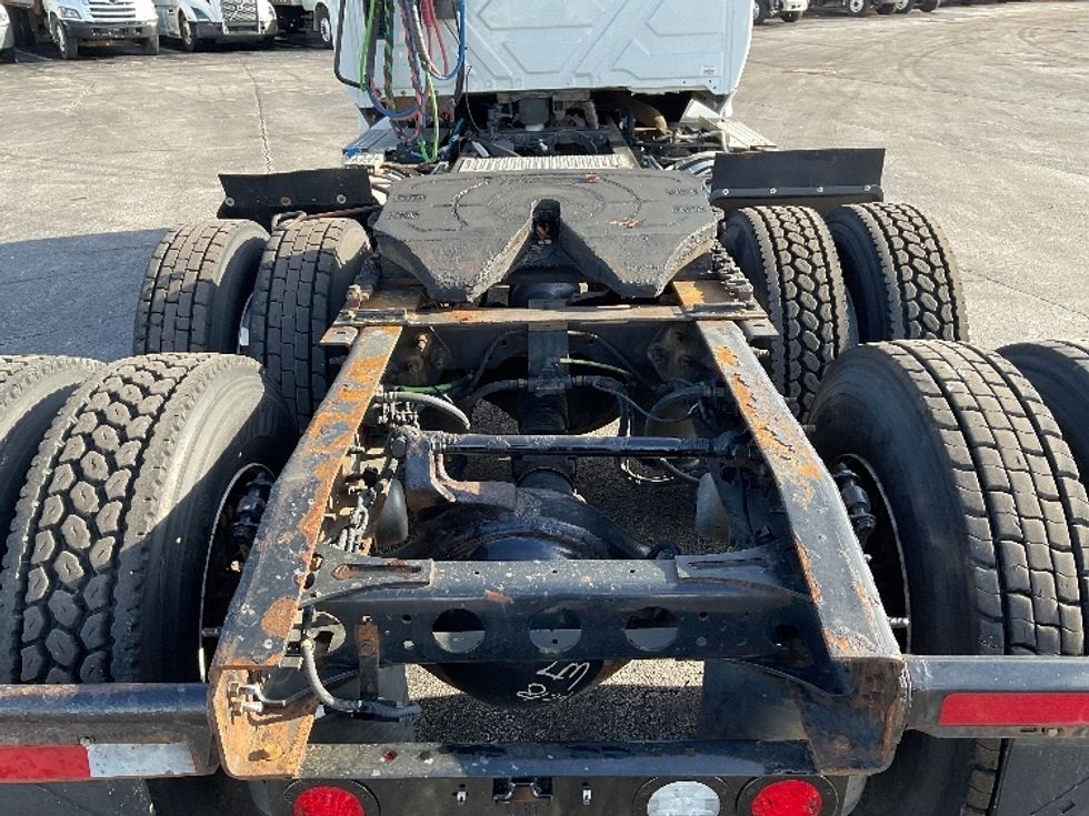 Day Cab Tractor-Heavy Duty Tractors-International-2019-LT625-Perrysburg-OH-179,885\n\t\tmiles-$ 24,500 - Image 6