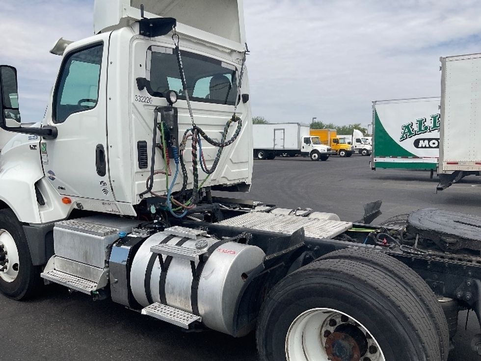 Day Cab Tractor-Heavy Duty Tractors-International-2019-LT625-Phoenix-AZ-235,962\n\t\tmiles-$ 33,250 - Image 17