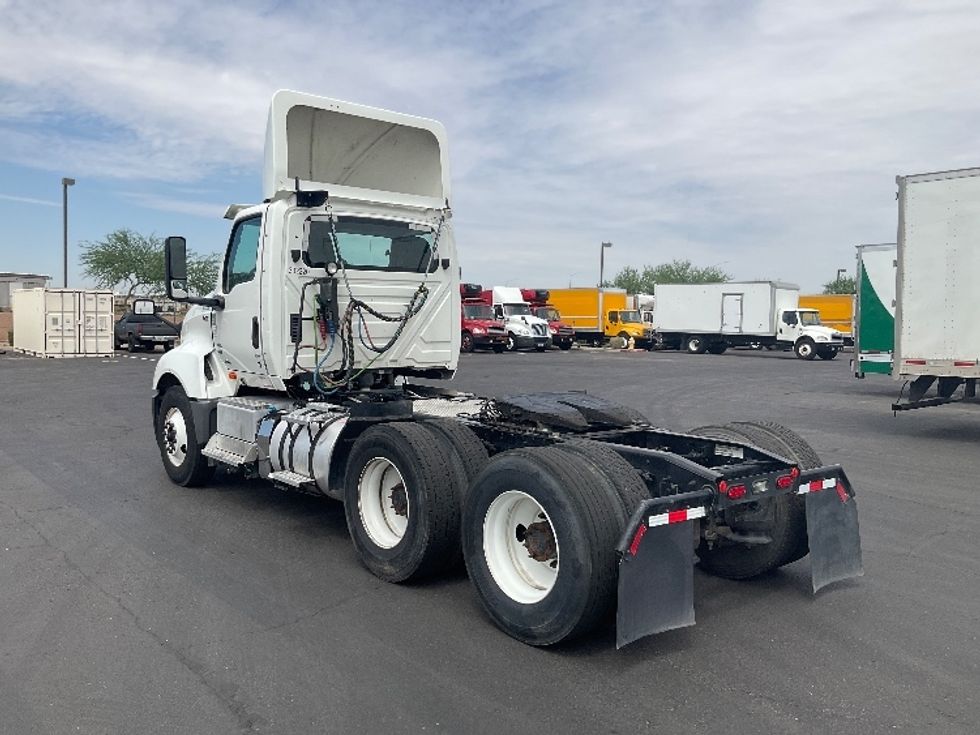 Day Cab Tractor-Heavy Duty Tractors-International-2019-LT625-Phoenix-AZ-235,962\n\t\tmiles-$ 33,250 - Image 5
