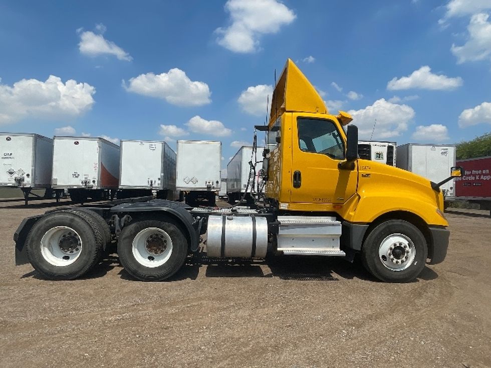 Day Cab Tractor-Heavy Duty Tractors-International-2019-LT625-Phoenix-AZ-252,858\n\t\tmiles-$ 26,250 - Image 7