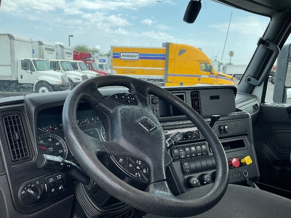Day Cab Tractor-Heavy Duty Tractors-International-2019-LT625-Phoenix-AZ-298,127\n\t\tmiles-$ 30,500 - Image 10