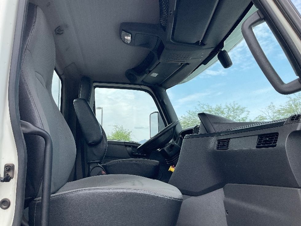 Day Cab Tractor-Heavy Duty Tractors-International-2019-LT625-Phoenix-AZ-298,127\n\t\tmiles-$ 30,500 - Image 14