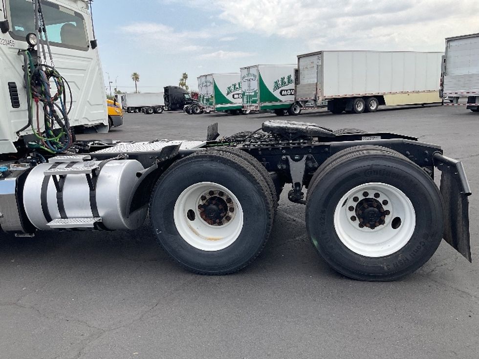 Day Cab Tractor-Heavy Duty Tractors-International-2019-LT625-Phoenix-AZ-298,127\n\t\tmiles-$ 30,500 - Image 17