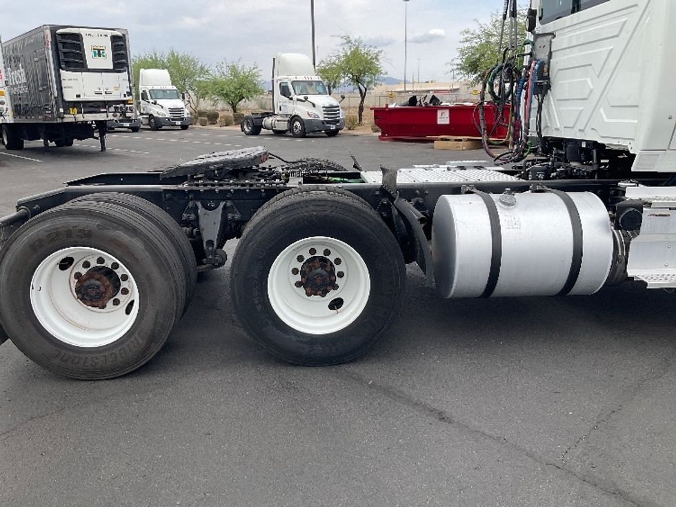 Day Cab Tractor-Heavy Duty Tractors-International-2019-LT625-Phoenix-AZ-298,127\n\t\tmiles-$ 30,500 - Image 18
