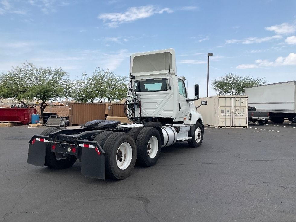 Day Cab Tractor-Heavy Duty Tractors-International-2019-LT625-Phoenix-AZ-298,127\n\t\tmiles-$ 30,500 - Image 7