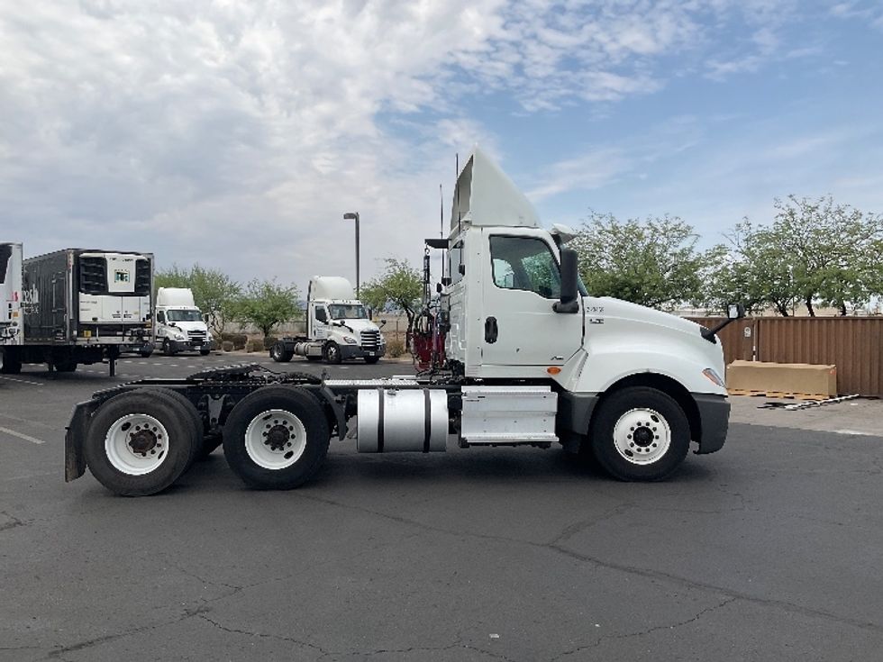 Day Cab Tractor-Heavy Duty Tractors-International-2019-LT625-Phoenix-AZ-298,127\n\t\tmiles-$ 30,500 - Image 8