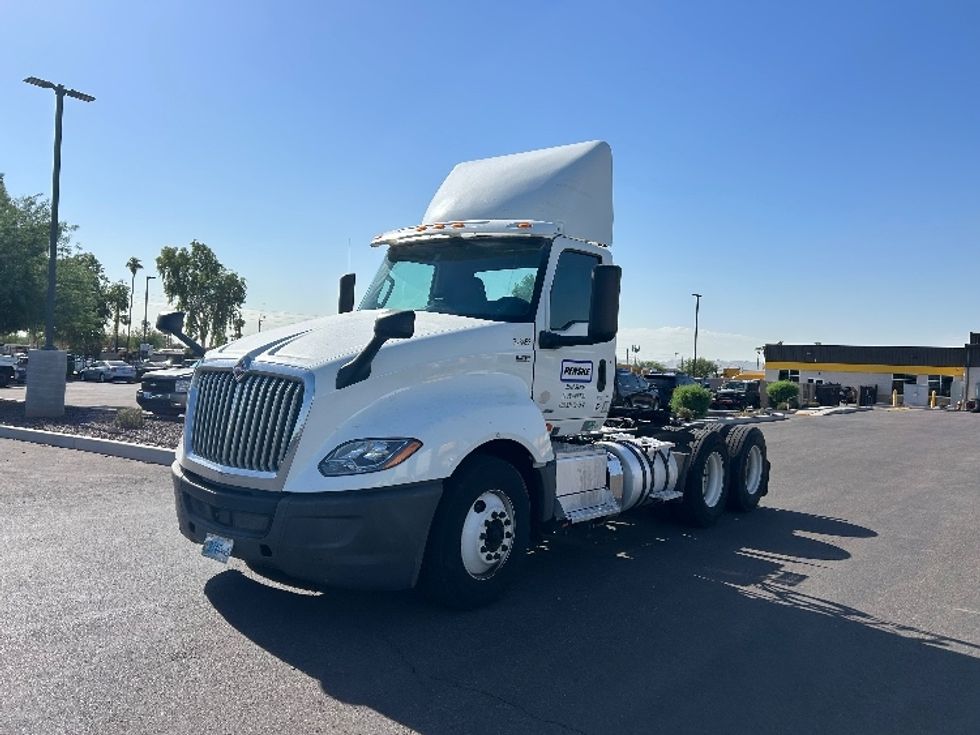 Day Cab Tractor-Heavy Duty Tractors-International-2019-LT625-Phoenix-AZ-312,525\n\t\tmiles-$ 25,500 - Image 3