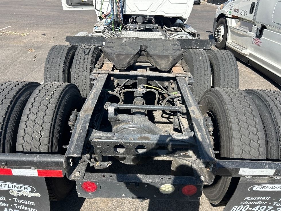 Day Cab Tractor-Heavy Duty Tractors-International-2019-LT625-Phoenix-AZ-312,525\n\t\tmiles-$ 25,500 - Image 6