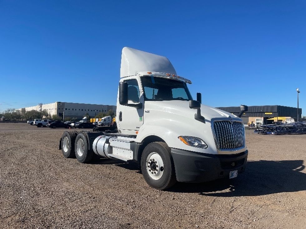 Day Cab Tractor-Heavy Duty Tractors-International-2019-LT625-Phoenix-AZ-346,694\n\t\tmiles-$ 26,750 - Image 1