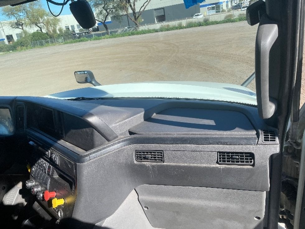 Day Cab Tractor-Heavy Duty Tractors-International-2019-LT625-Phoenix-AZ-346,694\n\t\tmiles-$ 26,750 - Image 13