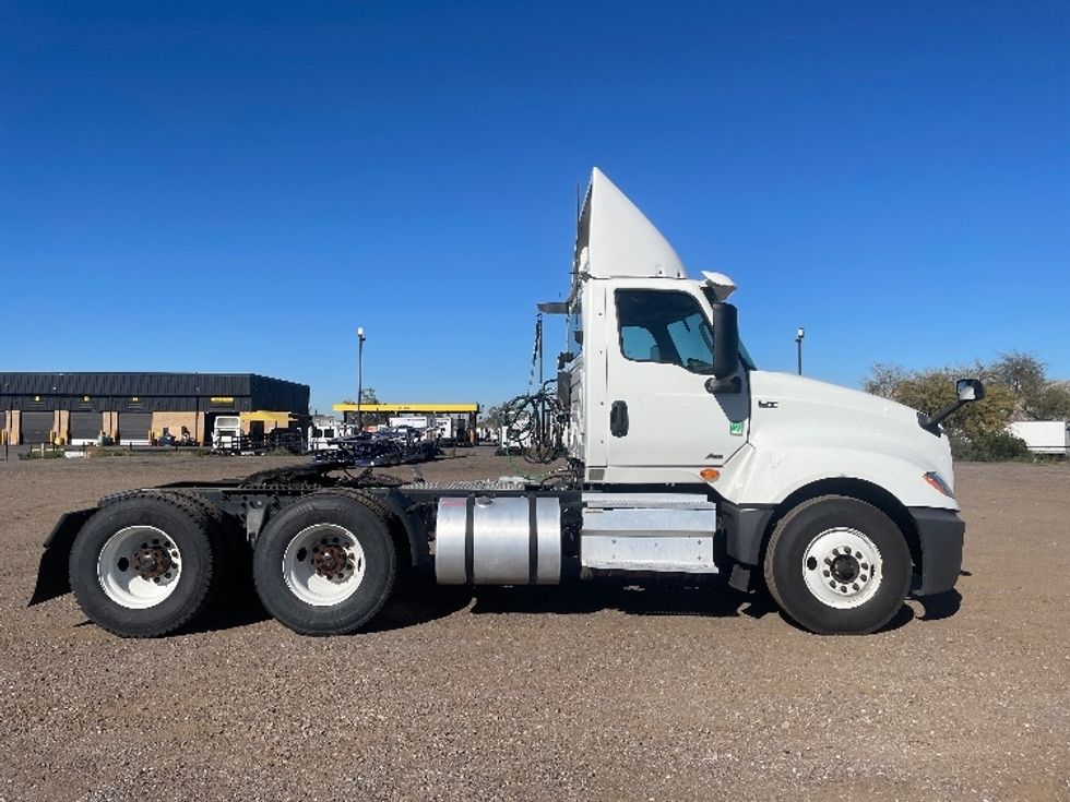 Day Cab Tractor-Heavy Duty Tractors-International-2019-LT625-Phoenix-AZ-346,694\n\t\tmiles-$ 26,750 - Image 8