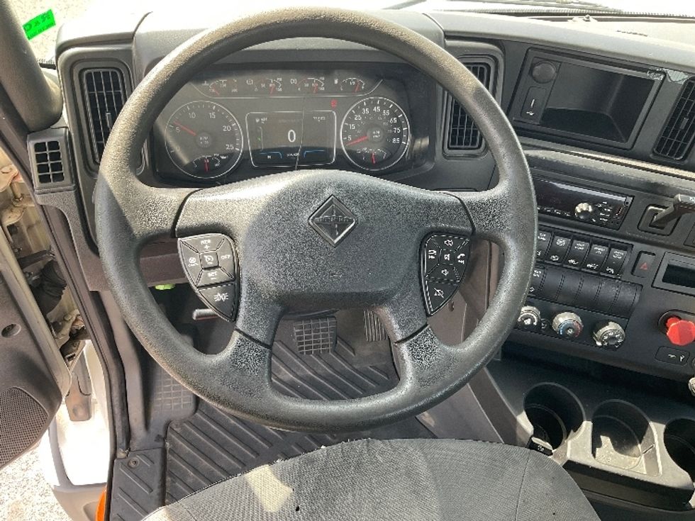 Day Cab Tractor-Heavy Duty Tractors-International-2019-LT625-Piqua-OH-306,609\n\t\tmiles-$ 28,750 - Image 11