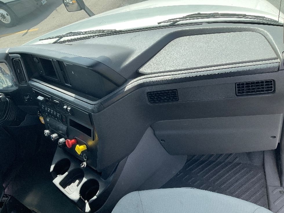 Day Cab Tractor-Heavy Duty Tractors-International-2019-LT625-Piqua-OH-306,609\n\t\tmiles-$ 28,750 - Image 13