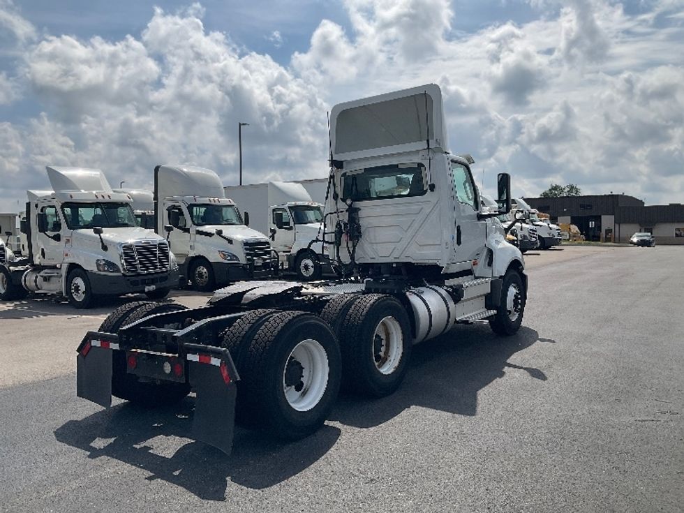 Day Cab Tractor-Heavy Duty Tractors-International-2019-LT625-Piqua-OH-306,609\n\t\tmiles-$ 28,750 - Image 7
