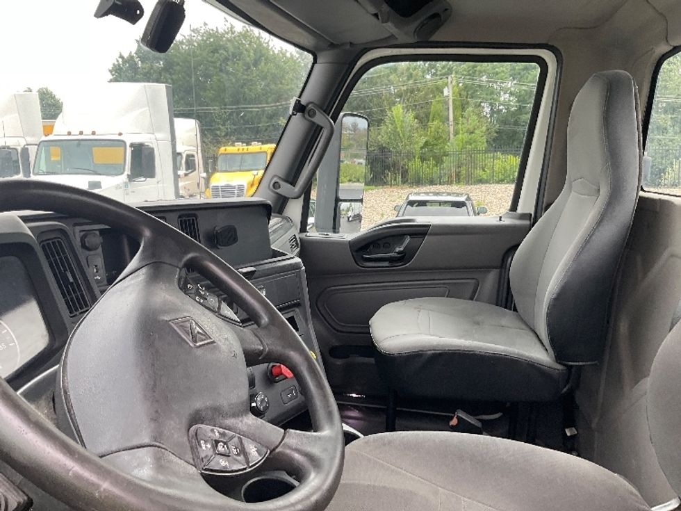 Day Cab Tractor-Heavy Duty Tractors-International-2019-LT625-Piqua-OH-343,654\n\t\tmiles-$ 28,000 - Image 10