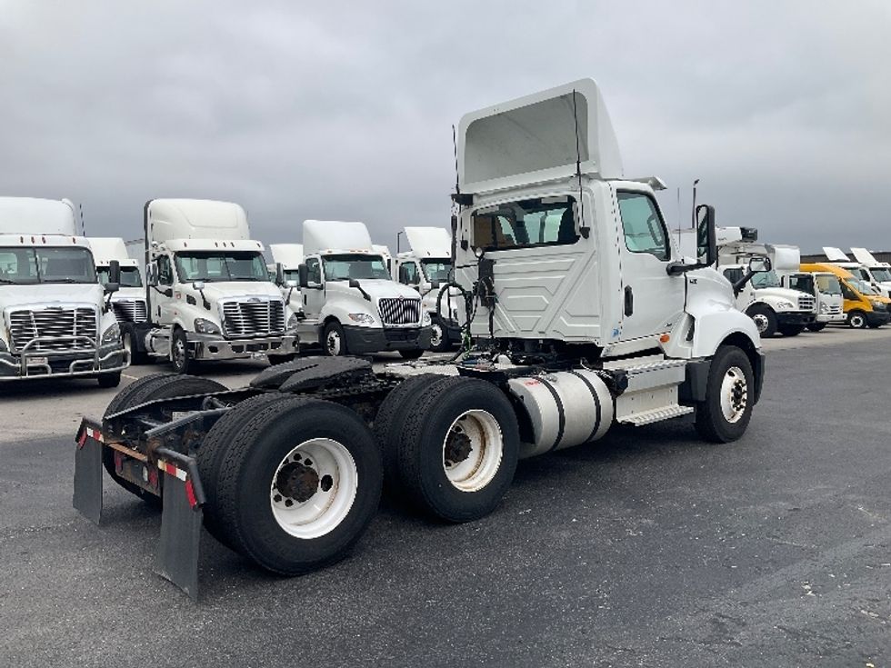 Day Cab Tractor-Heavy Duty Tractors-International-2019-LT625-Piqua-OH-343,654\n\t\tmiles-$ 28,000 - Image 7