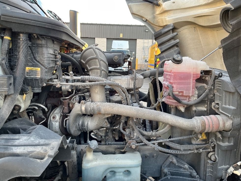 Day Cab Tractor-Heavy Duty Tractors-International-2019-LT625-Piqua-OH-445,255\n\t\tmiles-$ 24,750 - Image 15