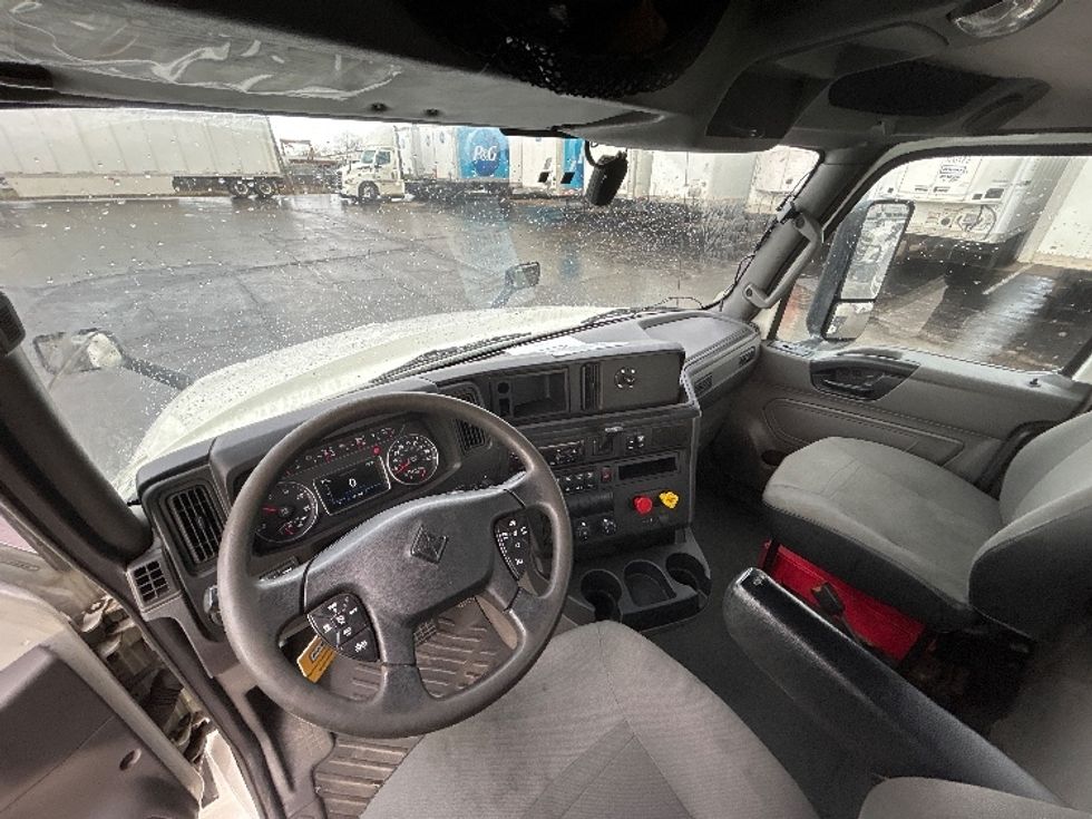Day Cab Tractor-Heavy Duty Tractors-International-2019-LT625-Piqua-OH-457,321\n\t\tmiles-$ 21,750 - Image 11