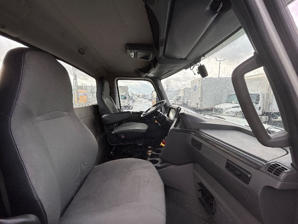 Day Cab Tractor-Heavy Duty Tractors-International-2019-LT625-Piqua-OH-457,321\n\t\tmiles-$ 21,750 - Image 14