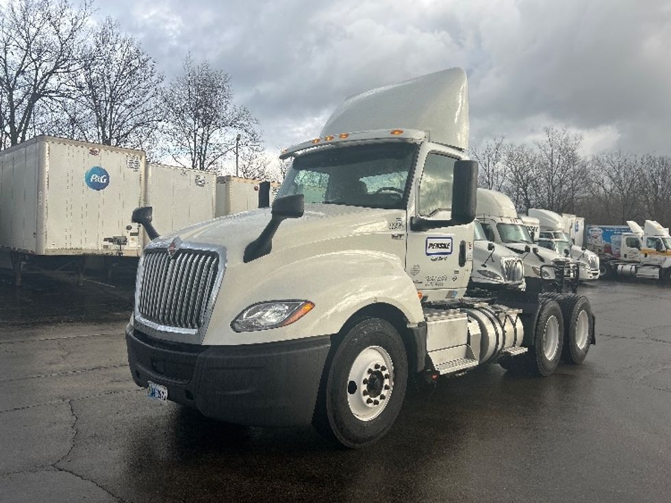 Day Cab Tractor-Heavy Duty Tractors-International-2019-LT625-Piqua-OH-457,321\n\t\tmiles-$ 21,750 - Image 3
