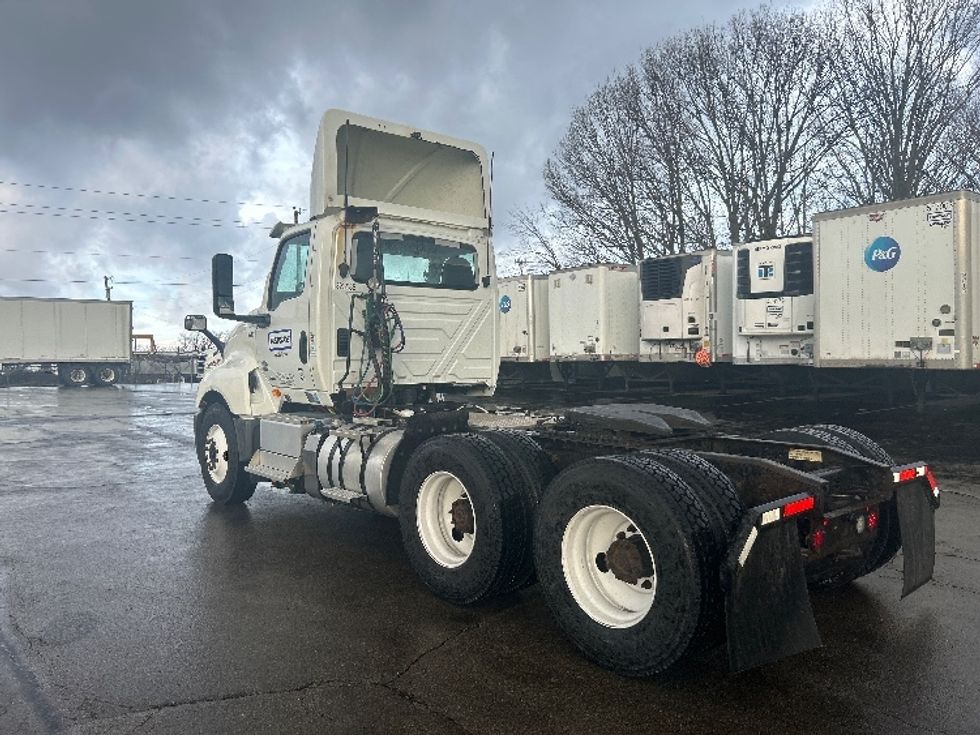 Day Cab Tractor-Heavy Duty Tractors-International-2019-LT625-Piqua-OH-457,321\n\t\tmiles-$ 21,750 - Image 5