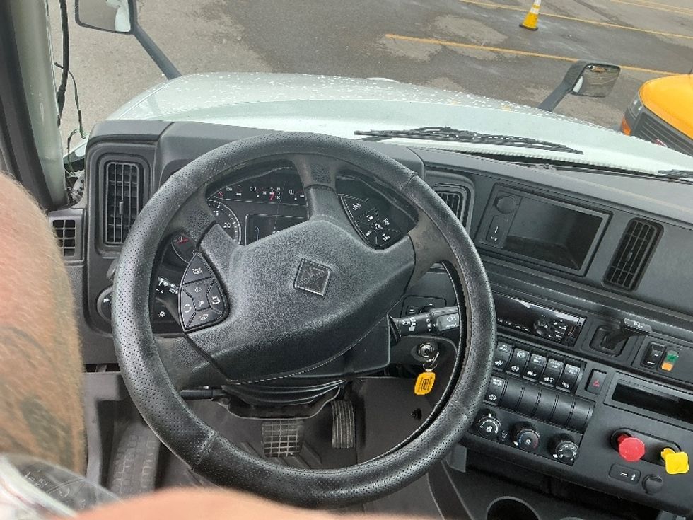 Day Cab Tractor-Heavy Duty Tractors-International-2019-LT625-Piqua-OH-517,939\n\t\tmiles-$ 21,750 - Image 11