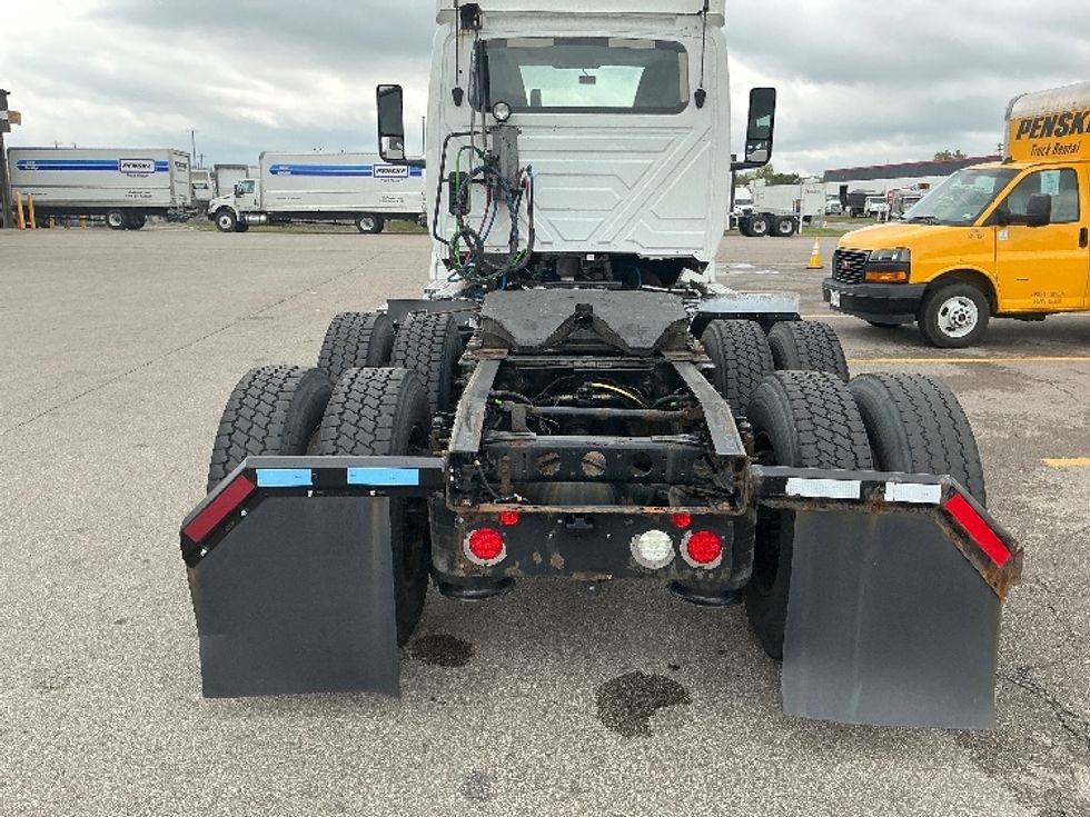 Day Cab Tractor-Heavy Duty Tractors-International-2019-LT625-Piqua-OH-517,939\n\t\tmiles-$ 21,750 - Image 6