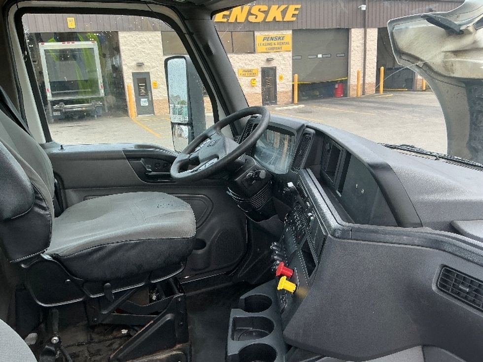 Day Cab Tractor-Heavy Duty Tractors-International-2019-LT625-Piqua-OH-519,886\n\t\tmiles-$ 21,750 - Image 14