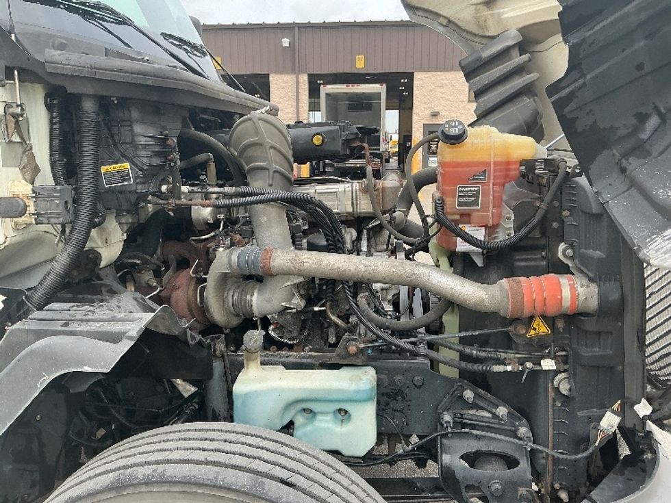 Day Cab Tractor-Heavy Duty Tractors-International-2019-LT625-Piqua-OH-519,886\n\t\tmiles-$ 21,750 - Image 15