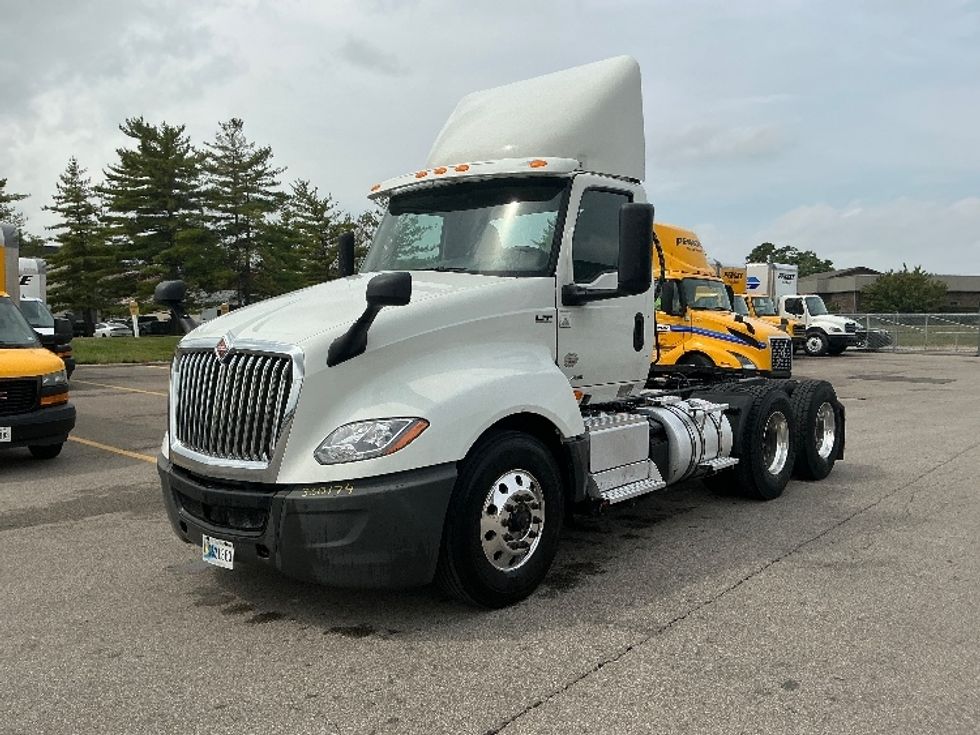 Day Cab Tractor-Heavy Duty Tractors-International-2019-LT625-Piqua-OH-519,886\n\t\tmiles-$ 21,750 - Image 3