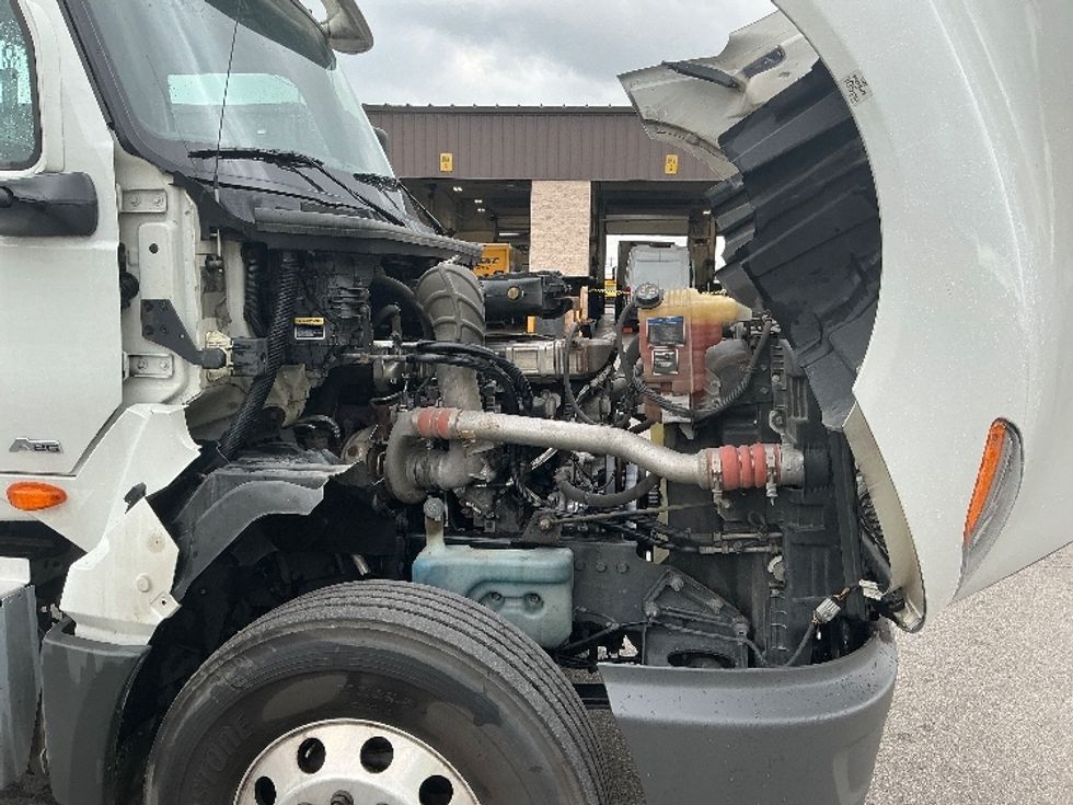 Day Cab Tractor-Heavy Duty Tractors-International-2019-LT625-Piqua-OH-544,094\n\t\tmiles-$ 21,750 - Image 15