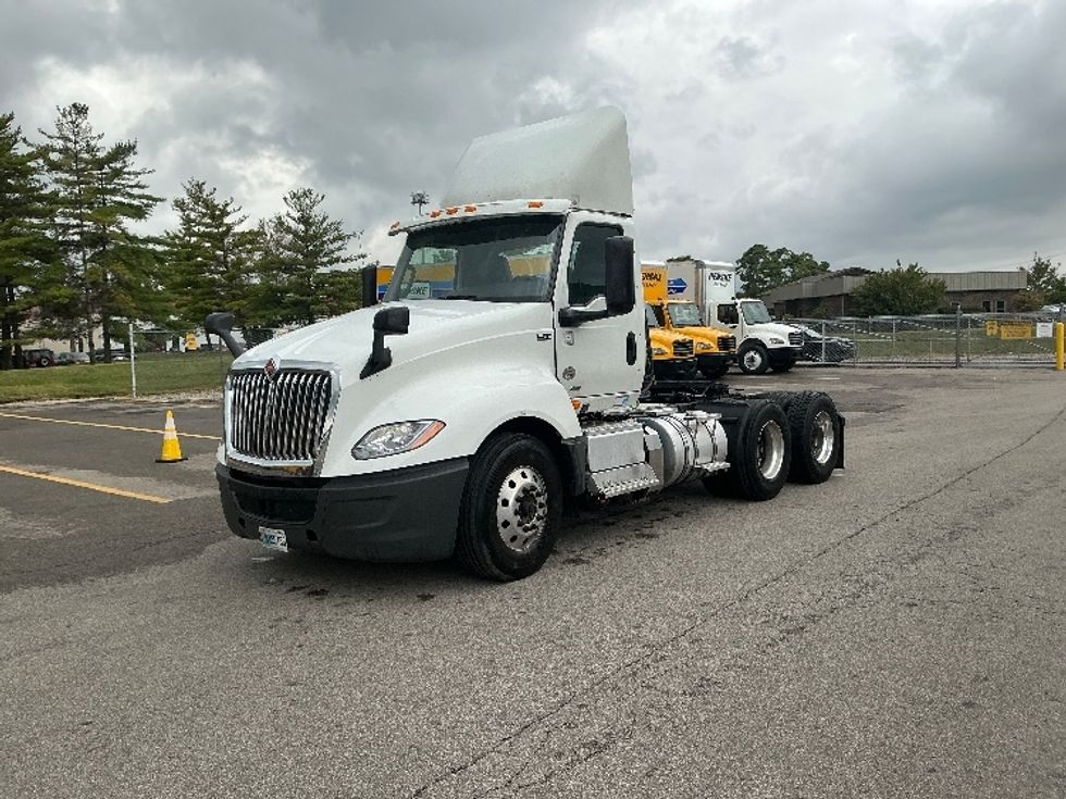Day Cab Tractor-Heavy Duty Tractors-International-2019-LT625-Piqua-OH-544,094\n\t\tmiles-$ 21,750 - Image 3
