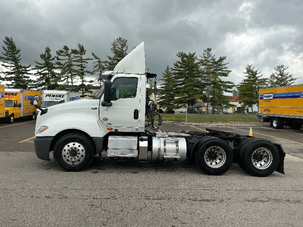 Day Cab Tractor-Heavy Duty Tractors-International-2019-LT625-Piqua-OH-544,094\n\t\tmiles-$ 21,750 - Image 4