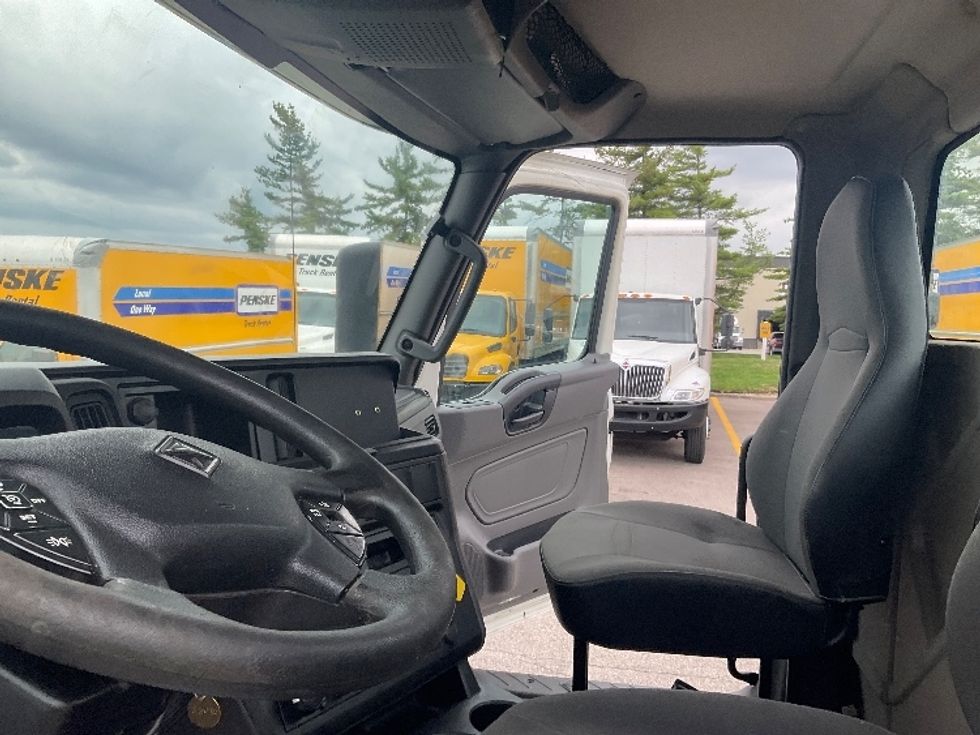 Day Cab Tractor-Heavy Duty Tractors-International-2019-LT625-Piqua-OH-570,500\n\t\tmiles-$ 21,750 - Image 10