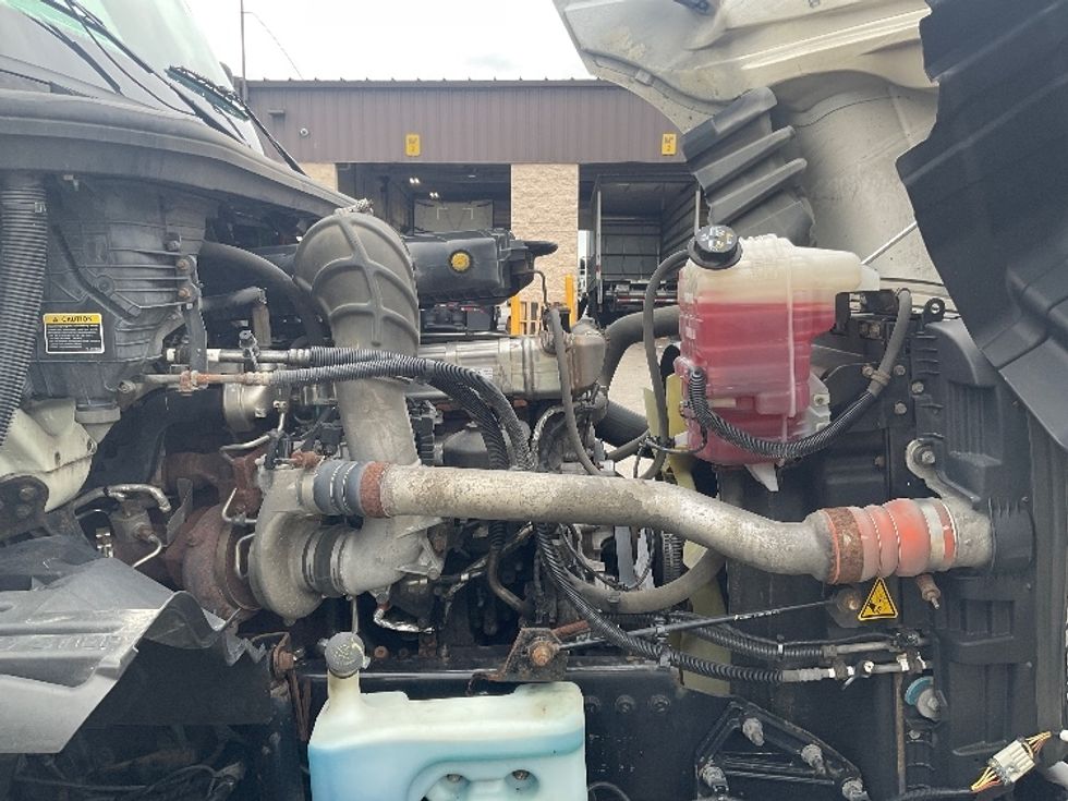 Day Cab Tractor-Heavy Duty Tractors-International-2019-LT625-Piqua-OH-570,500\n\t\tmiles-$ 21,750 - Image 15