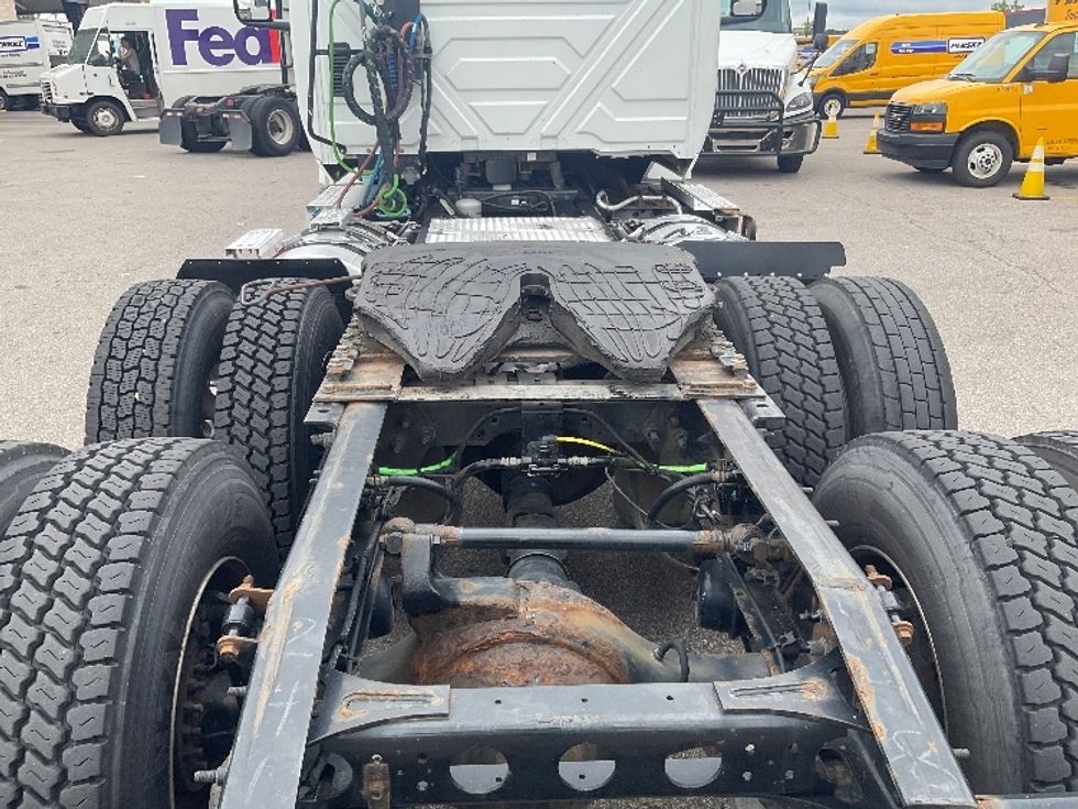 Day Cab Tractor-Heavy Duty Tractors-International-2019-LT625-Piqua-OH-570,500\n\t\tmiles-$ 21,750 - Image 6