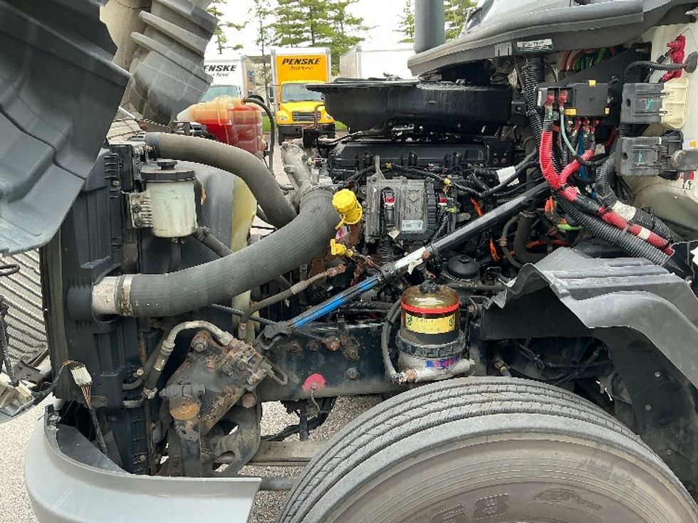 Day Cab Tractor-Heavy Duty Tractors-International-2019-LT625-Piqua-OH-601,811\n\t\tmiles-$ 21,750 - Image 16