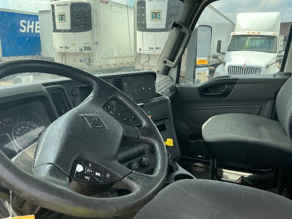 Day Cab Tractor-Heavy Duty Tractors-International-2019-LT625-Piqua-OH-665,694\n\t\tmiles-$ 21,750 - Image 10