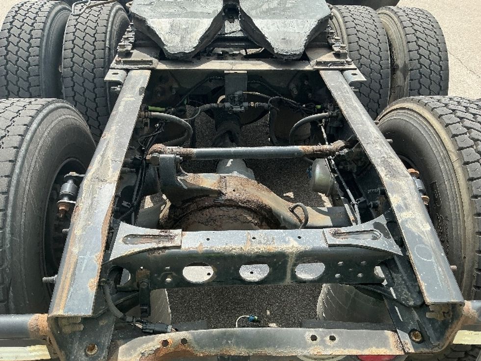 Day Cab Tractor-Heavy Duty Tractors-International-2019-LT625-Piqua-OH-665,694\n\t\tmiles-$ 21,750 - Image 6